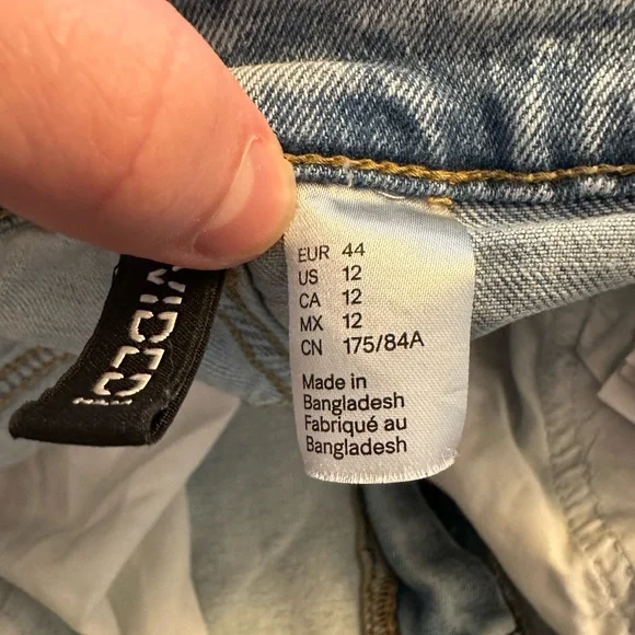 H&M Divided Jean Shorts Size: 12 - Picture 5 of 5